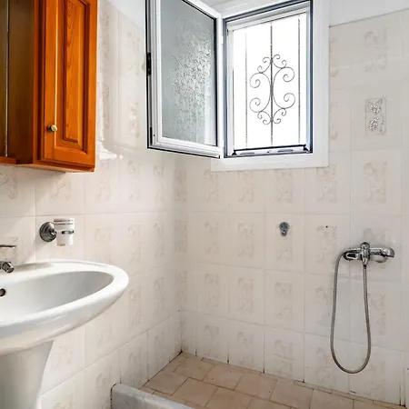 아파트 Lefkothea 5 Frínion