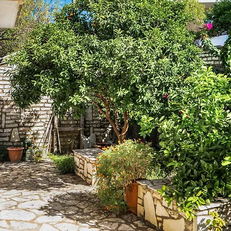 Lefkothea 5 דירה Frínion